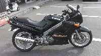 ZZR250