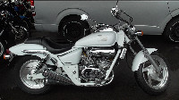V-TWIN マグナ